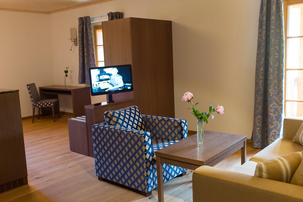 Hotel Stiftsschmiede Ossiach Chambre photo
