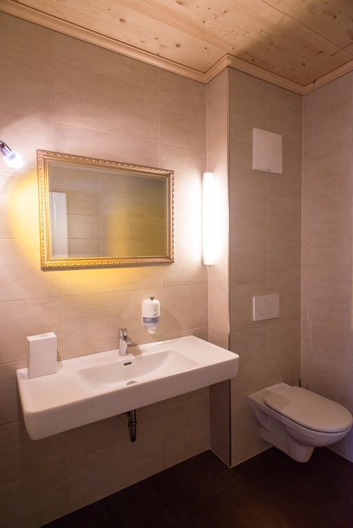 Hotel Stiftsschmiede Ossiach Chambre photo